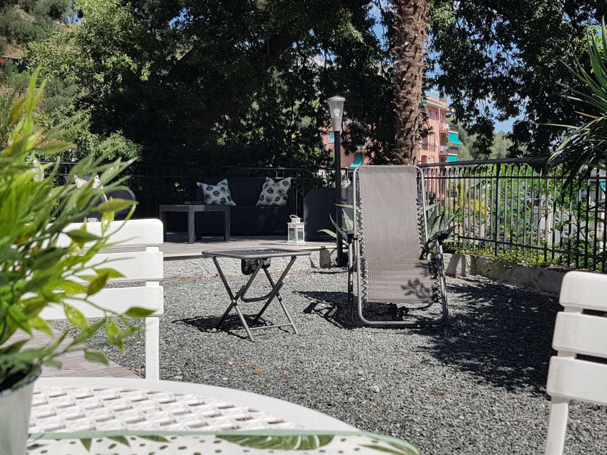 Garden Apartment Celle Ligure Exterior foto